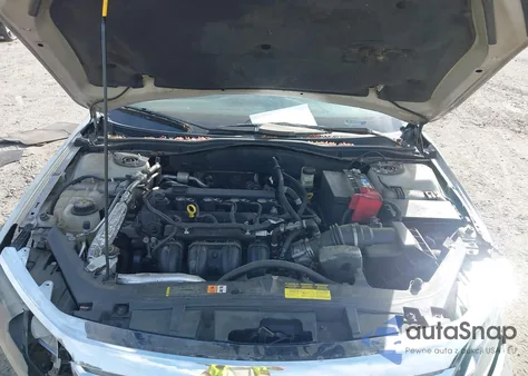 2010 Ford Fusion Se z USA, uszkodzony, nr VIN 3FAHP0HAXAR408301